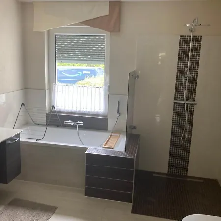 Wohnung Fuer Fuenf Appartamento *